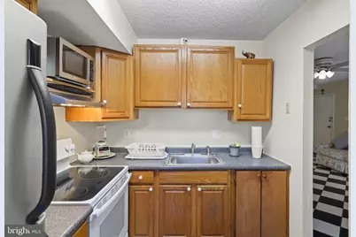 8607 Village Way #D, Alexandria, VA 22309 - Photo 9