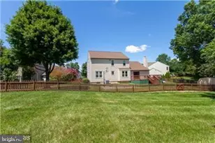 13699 Southernwood Ct, Chantilly, VA 20151 - Photo 7