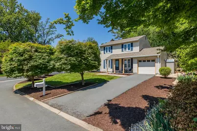 9556 Pine Bough Place, Vienna, VA 22181 - Photo 3