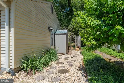9556 Pine Bough Place, Vienna, VA 22181 - Photo 63
