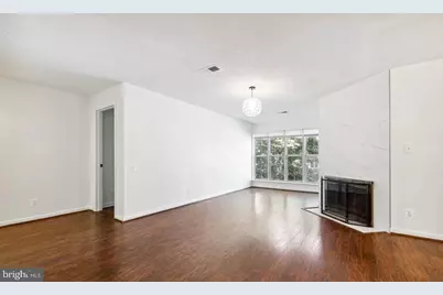 12023 Golf Ridge Court #202, Fairfax, VA 22033 - Photo 7
