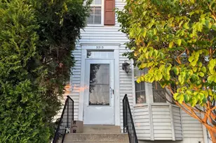 5515 Woodlawn Manor Ct, Alexandria, VA 22309 - Photo 1