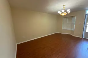 5515 Woodlawn Manor Ct, Alexandria, VA 22309 - Photo 3
