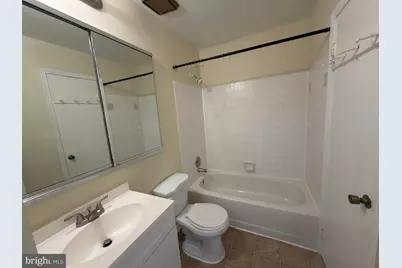 5515 Woodlawn Manor Court, Alexandria, VA 22309 - Photo 15