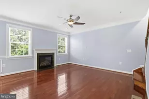 2504 Einstein St, Herndon, VA 20171 - Photo 9