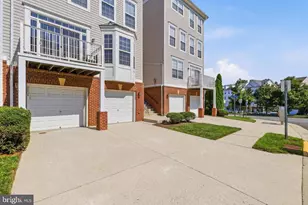 2504 Einstein St, Herndon, VA 20171 - Photo 5