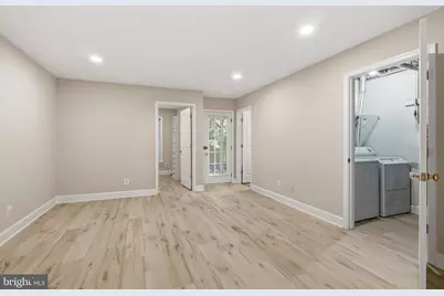 2512 Terra Cotta Circle, Herndon, VA 20171 - Photo 33
