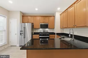 2512 Terra Cotta Cir, Herndon, VA 20171 - Photo 13