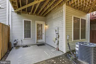 2512 Terra Cotta Cir, Herndon, VA 20171 - Photo 43