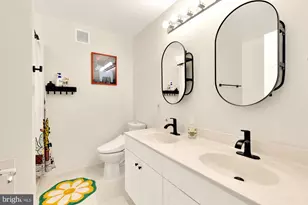1591 Leeds Castle Dr, Vienna, VA 22182 - Photo 21