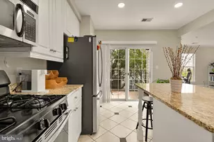 1591 Leeds Castle Dr, Vienna, VA 22182 - Photo 13