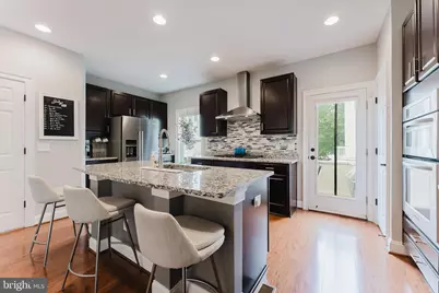 9441 Canonbury Square, Fairfax, VA 22031 - Photo 5