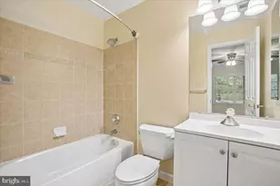7301 Oldham Leeds Way, Springfield, VA 22150 - Photo 27