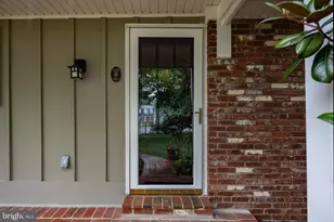 9005 Chickawane Ct, Alexandria, VA 22309 - Photo 13