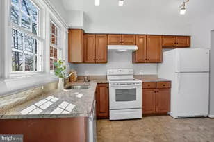 11116 Beaver Trail Ct, Reston, VA 20191 - Photo 7