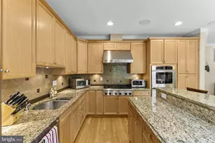 3431 Putnam St, Falls Church, VA 22042 - Photo 35