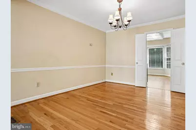 5194 Kimscott Court, Annandale, VA 22003 - Photo 9