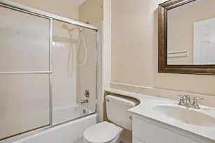 5194 Kimscott Ct, Annandale, VA 22003 - Photo 19