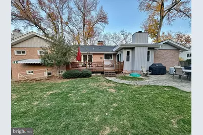 6910 Park Terrace Drive, Alexandria, VA 22307 - Photo 39