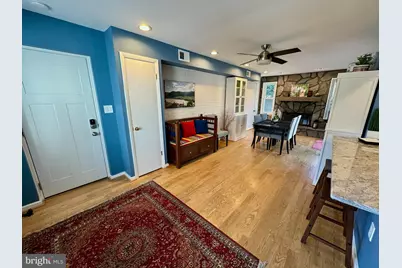 6910 Park Terrace Drive, Alexandria, VA 22307 - Photo 27