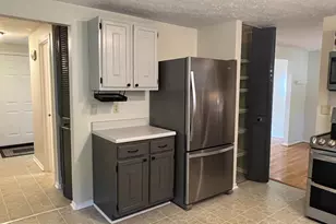 12205 Parkstream Terrace, Herndon, VA 20170 - Photo 13