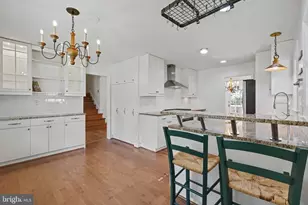 2113 Sheriff Ct, Vienna, VA 22181 - Photo 9