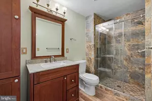 2113 Sheriff Ct, Vienna, VA 22181 - Photo 33