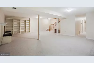 9708 Locust Hill Drive, Great Falls, VA 22066 - Photo 37
