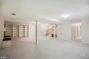 9708 Locust Hill Dr, Great Falls, VA 22066 - Photo 37