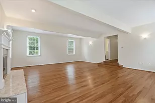 9708 Locust Hill Dr, Great Falls, VA 22066 - Photo 9