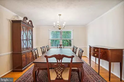 9708 Locust Hill Drive, Great Falls, VA 22066 - Photo 15