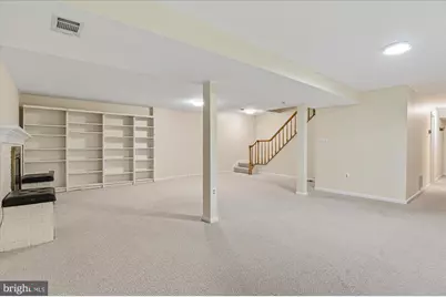 9708 Locust Hill Drive, Great Falls, VA 22066 - Photo 45