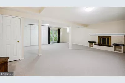 9708 Locust Hill Drive, Great Falls, VA 22066 - Photo 35