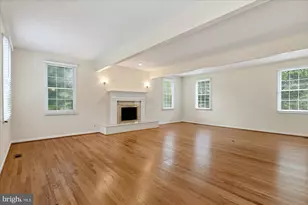 9708 Locust Hill Dr, Great Falls, VA 22066 - Photo 7