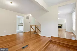 9708 Locust Hill Dr, Great Falls, VA 22066 - Photo 3