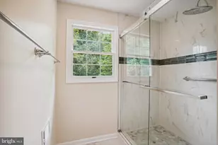 9708 Locust Hill Dr, Great Falls, VA 22066 - Photo 29