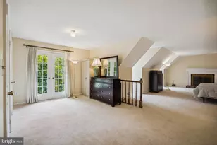 9708 Locust Hill Dr, Great Falls, VA 22066 - Photo 23