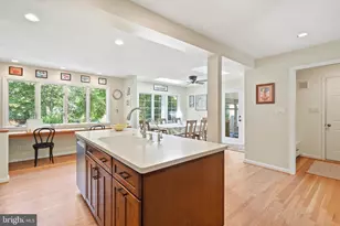 2504 Turbridge Ln, Alexandria, VA 22308 - Photo 9