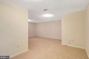8051 Felecity Ct, Springfield, VA 22153 - Photo 39