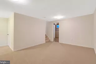 8051 Felecity Ct, Springfield, VA 22153 - Photo 35