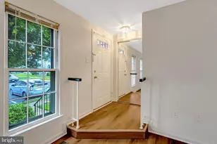 8051 Felecity Ct, Springfield, VA 22153 - Photo 21
