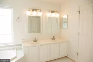 3347 Wilton Crest Ct, Alexandria, VA 22310 - Photo 11