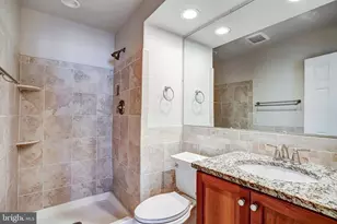 14508 Four Chimney Dr, Centreville, VA 20120 - Photo 29