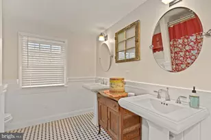 326 Walker Rd, Great Falls, VA 22066 - Photo 23