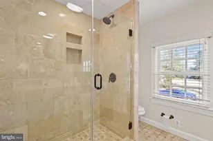 326 Walker Rd, Great Falls, VA 22066 - Photo 29