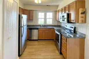 6918 Lodestone Ct, Alexandria, VA 22306 - Photo 5