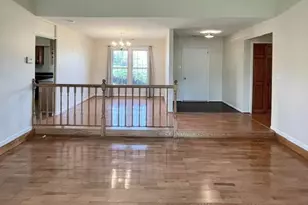 6918 Lodestone Ct, Alexandria, VA 22306 - Photo 11