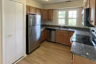 6918 Lodestone Ct, Alexandria, VA 22306 - Photo 7