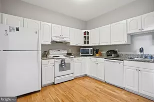 11616 Ivystone Ct, Reston, VA 20191 - Photo 9