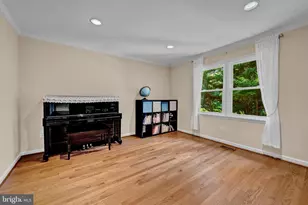 1077 Spring Hill Rd, McLean, VA 22102 - Photo 9